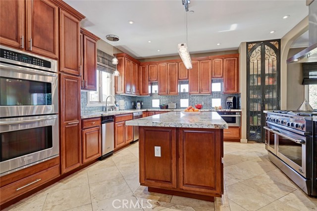 1931 Nelson Avenue, Redondo Beach, California 90278, 4 Bedrooms Bedrooms, ,4 BathroomsBathrooms,Residential,Sold,Nelson,SB18018453