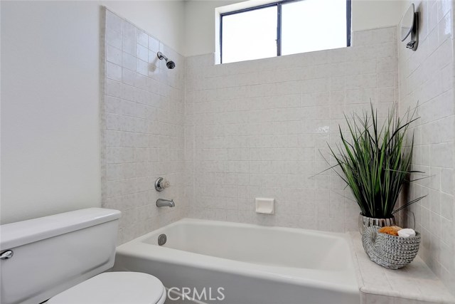 1916 Rockefeller Lane, Redondo Beach, California 90278, 3 Bedrooms Bedrooms, ,2 BathroomsBathrooms,Residential,Sold,Rockefeller,SB20073261