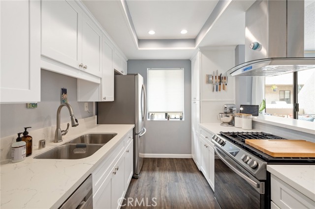 515 Meyer Lane, Redondo Beach, California 90278, 2 Bedrooms Bedrooms, ,1 BathroomBathrooms,Residential,Sold,Meyer,SB21117464