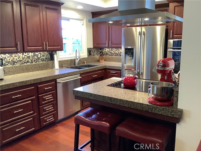 500 SUSANA, Redondo Beach, California 90277, 4 Bedrooms Bedrooms, ,2 BathroomsBathrooms,Residential,Sold,SUSANA,SB21045284