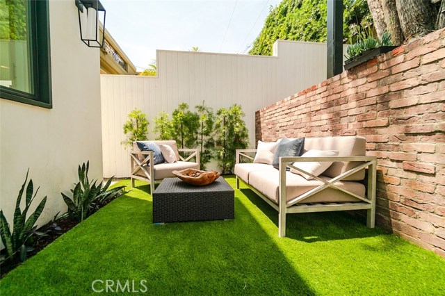 Low maintenance, sunny west-facing backyard