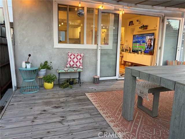 1505 Carver Street, Redondo Beach, California 90278, 2 Bedrooms Bedrooms, ,1 BathroomBathrooms,Residential,Sold,Carver,PV20221354