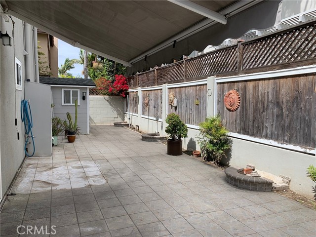 2113 Gates Avenue, Redondo Beach, California 90278, ,Residential Income,Sold,Gates,SB21033979