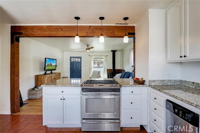 1908 Condon Avenue, Redondo Beach, California 90278, 2 Bedrooms Bedrooms, ,2 BathroomsBathrooms,Residential,Sold,Condon,PW21060307