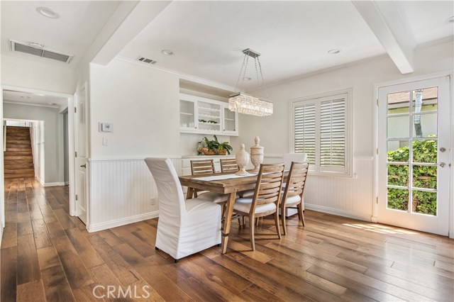 329 4th Street, Manhattan Beach, California 90266, 3 Bedrooms Bedrooms, ,2 BathroomsBathrooms,Residential,Sold,4th,SB20090773