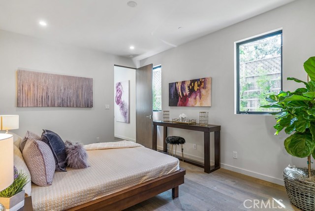 1832 Pacific Coast Highway, Hermosa Beach, California 90254, 3 Bedrooms Bedrooms, ,3 BathroomsBathrooms,Residential,Sold,Pacific Coast Highway,SB18123044