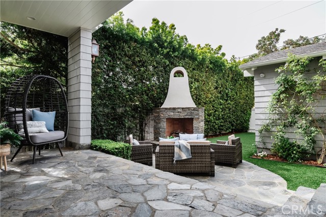 653 36th Street, Manhattan Beach, California 90266, 5 Bedrooms Bedrooms, ,5 BathroomsBathrooms,Residential,Sold,36th,SB21097306