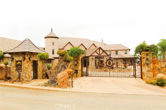 Photo of 19875 Mesita Lane, Murrieta, CA 92562