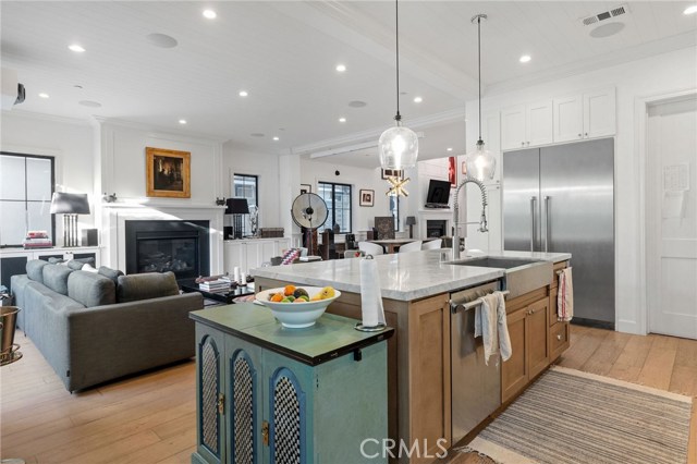 1405 Oak Avenue, Manhattan Beach, California 90266, 4 Bedrooms Bedrooms, ,4 BathroomsBathrooms,Residential,Sold,Oak,SB20231748