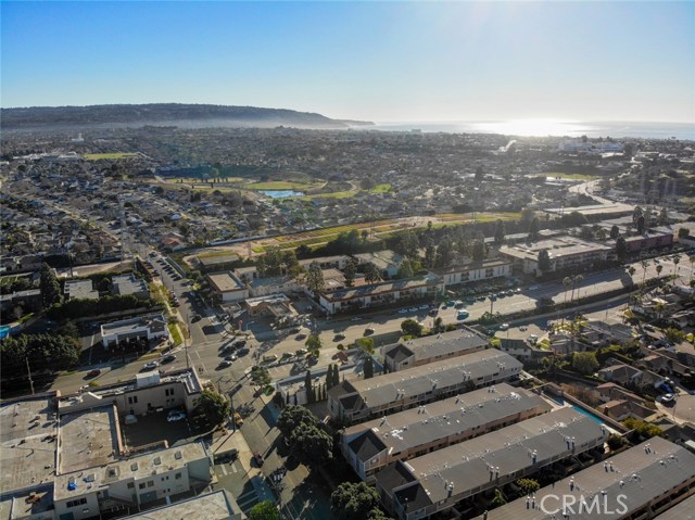 515 Meyer Lane, Redondo Beach, California 90278, 3 Bedrooms Bedrooms, ,3 BathroomsBathrooms,Residential,Sold,Meyer,PW21011132