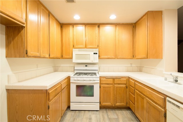 501 Herondo Street, Hermosa Beach, California 90254, 2 Bedrooms Bedrooms, ,2 BathroomsBathrooms,Residential,Sold,Herondo,SB17254181