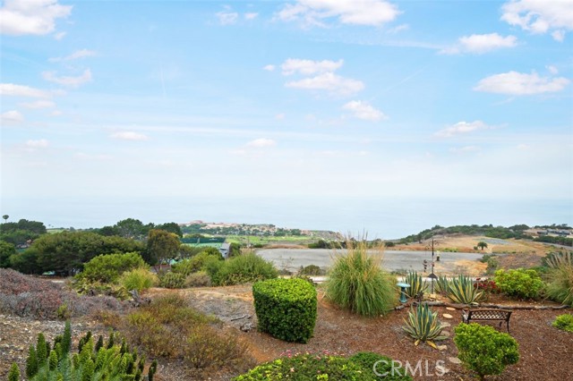 30900 Via La Cresta, Rancho Palos Verdes, California 90275, 4 Bedrooms Bedrooms, ,4 BathroomsBathrooms,Residential,Sold,Via La Cresta,PV21131475