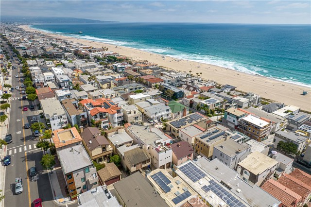 229 30th Street, Manhattan Beach, California 90266, 3 Bedrooms Bedrooms, ,1 BathroomBathrooms,Residential,Sold,30th,SB21138302