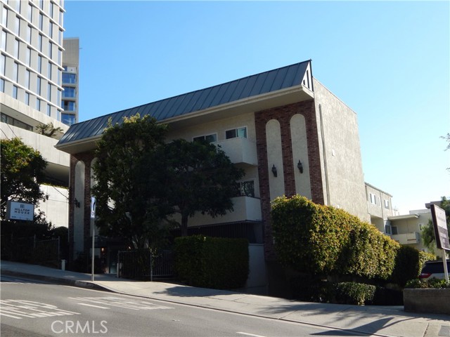 1 Bed Home for Sale in West Hollywood, California