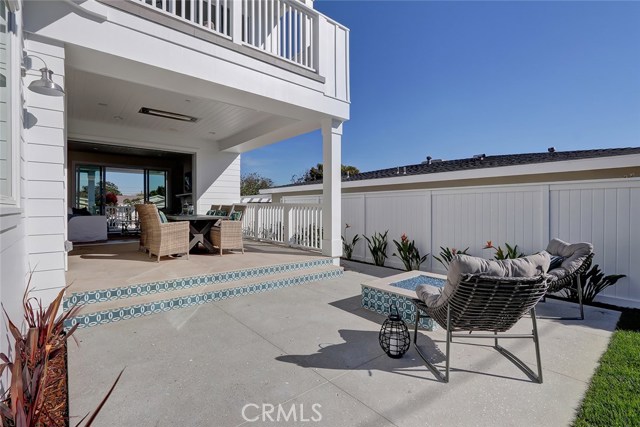 1307 Gertruda Avenue, Redondo Beach, California 90277, 5 Bedrooms Bedrooms, ,1 BathroomBathrooms,Residential,Sold,Gertruda,SB18279230