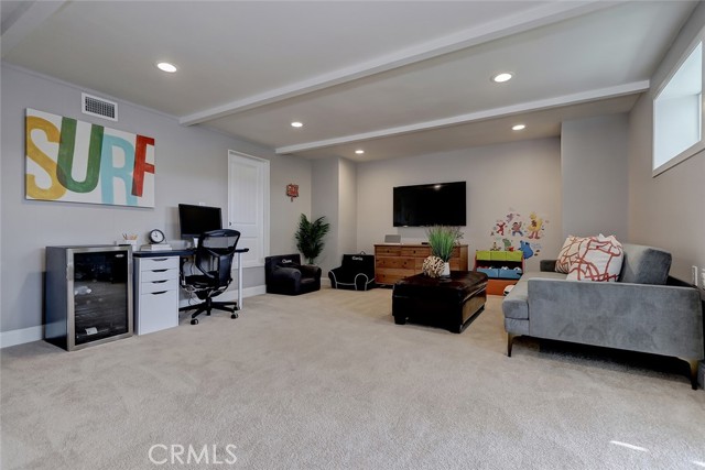 2317 Elm Avenue, Manhattan Beach, California 90266, 4 Bedrooms Bedrooms, ,3 BathroomsBathrooms,Residential,Sold,Elm,SB21152627