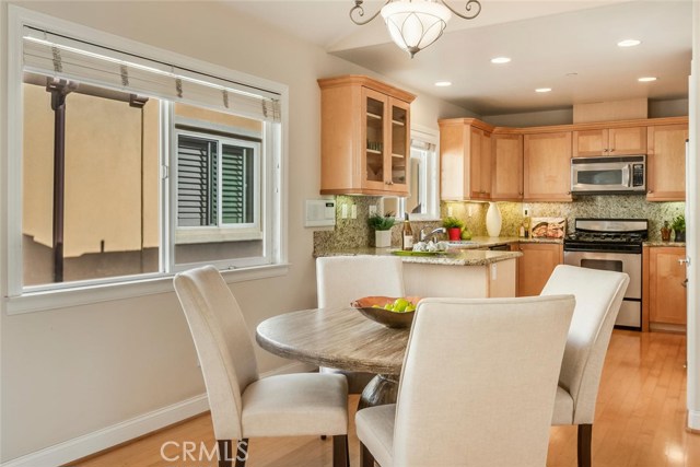 2419 Grant Avenue, Redondo Beach, California 90278, 3 Bedrooms Bedrooms, ,2 BathroomsBathrooms,Residential,Sold,Grant,SB18097763