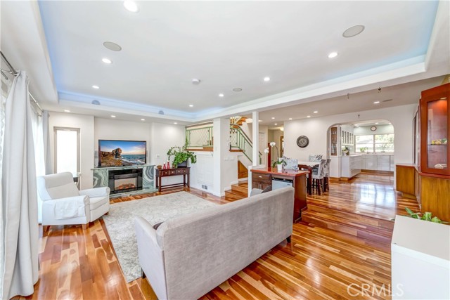 Nice flow from kitchen/dining/living areas