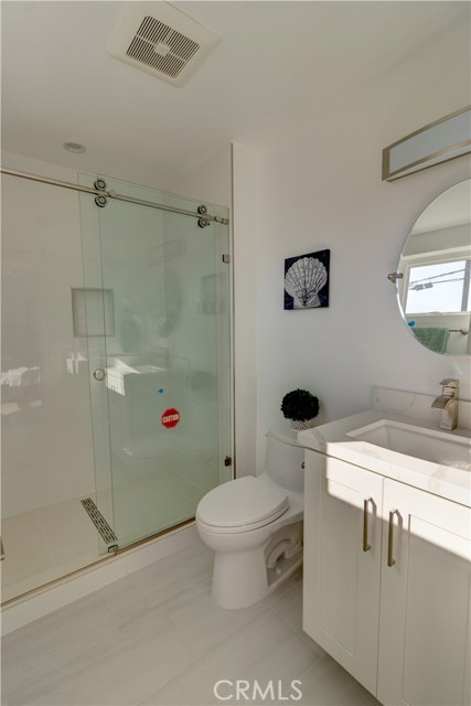 1401 Corona Street, Hermosa Beach, California 90254, 4 Bedrooms Bedrooms, ,3 BathroomsBathrooms,Residential,Sold,Corona,SB20015755