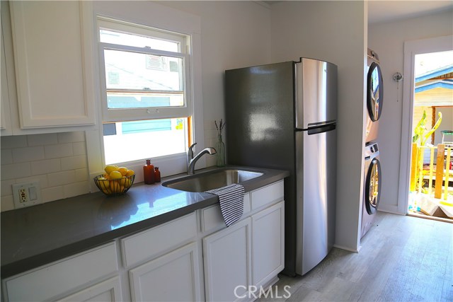 224 Broadway, Redondo Beach, California 90277, ,Residential Income,Sold,Broadway,SB20263623