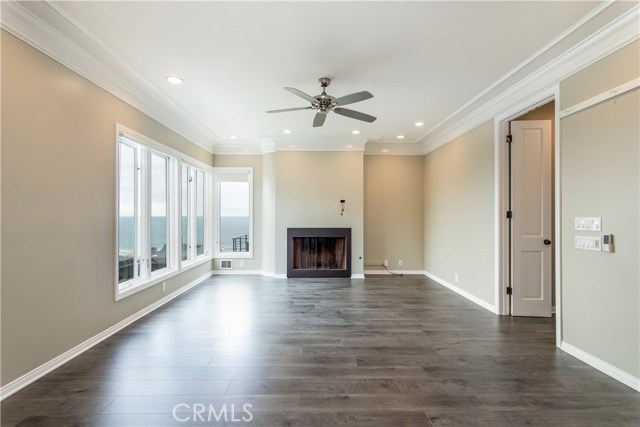 121 35th Street, Manhattan Beach, California 90266, 4 Bedrooms Bedrooms, ,4 BathroomsBathrooms,Residential,Sold,35th,SB19227401