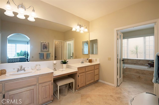30900 Via La Cresta, Rancho Palos Verdes, California 90275, 4 Bedrooms Bedrooms, ,4 BathroomsBathrooms,Residential,Sold,Via La Cresta,PV21131475