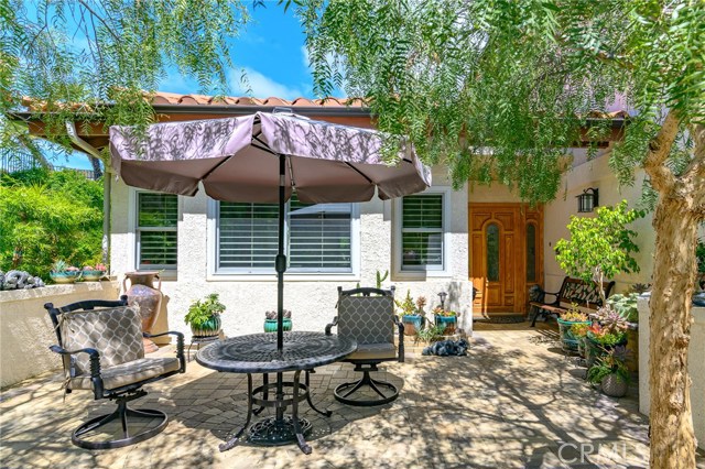 Courtyard Entry