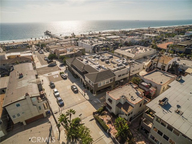 317 11th Street, Manhattan Beach, California 90266, ,Residential Income,Sold,11th,SB17074828