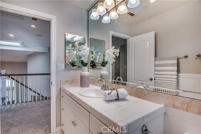 2106 Huntington Lane, Redondo Beach, California 90278, 4 Bedrooms Bedrooms, ,2 BathroomsBathrooms,Residential,Sold,Huntington,SB20210061