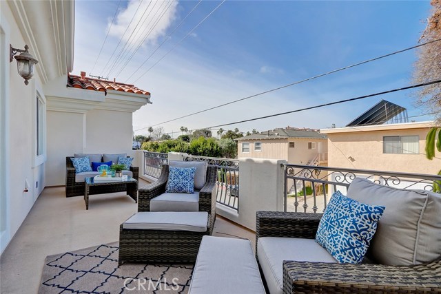 2100 Blossom Lane, Redondo Beach, California 90278, 3 Bedrooms Bedrooms, ,2 BathroomsBathrooms,Residential,Sold,Blossom,SB19051216