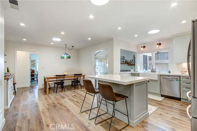 4 Bed Home for Sale in Thousand Oaks, California