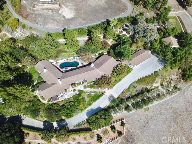 83 Crest Road, Rolling Hills, California 90274, 5 Bedrooms Bedrooms, ,2 BathroomsBathrooms,Residential,Sold,Crest,PV20193109