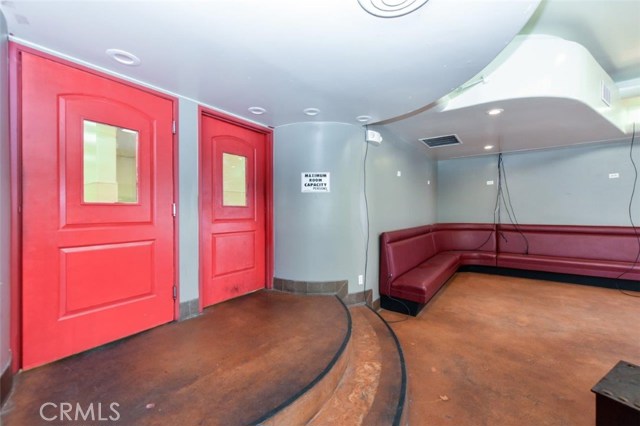 Palm, ,Commercial Rent,For Sale,Palm,OC20154361
