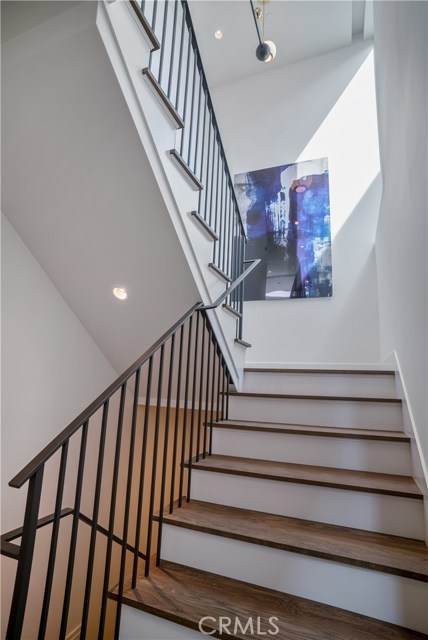 221 1st Street, Manhattan Beach, California 90266, 3 Bedrooms Bedrooms, ,3 BathroomsBathrooms,Residential,Sold,1st,SB19034815