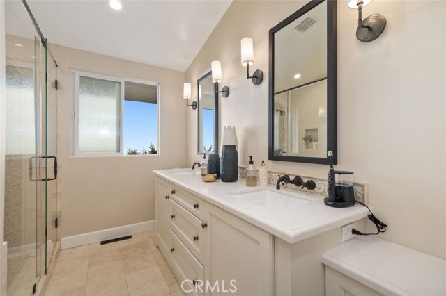 2004 Noya Place, Palos Verdes Estates, California 90274, 4 Bedrooms Bedrooms, ,3 BathroomsBathrooms,Residential,Sold,Noya Place,PV20222273