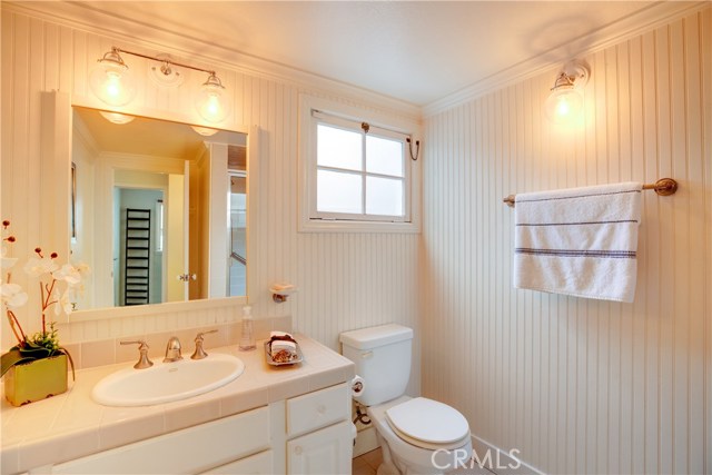 225 15th Street, Manhattan Beach, California 90266, 4 Bedrooms Bedrooms, ,1 BathroomBathrooms,Residential,Sold,15th,SB20180617