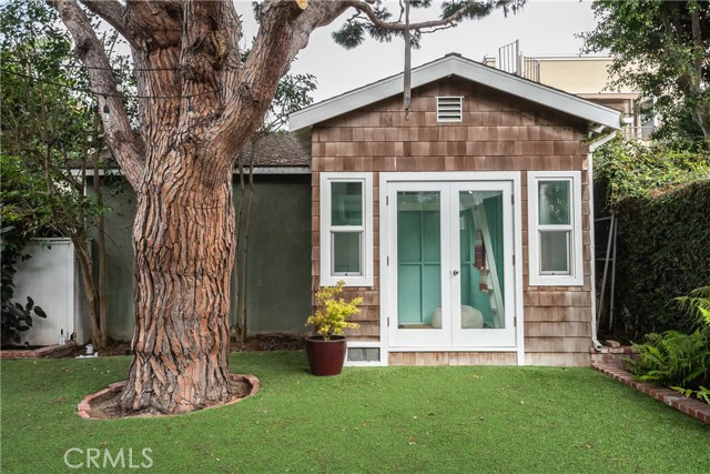 653 26th Street, Manhattan Beach, California 90266, 5 Bedrooms Bedrooms, ,3 BathroomsBathrooms,Residential,Sold,26th,SB20212794