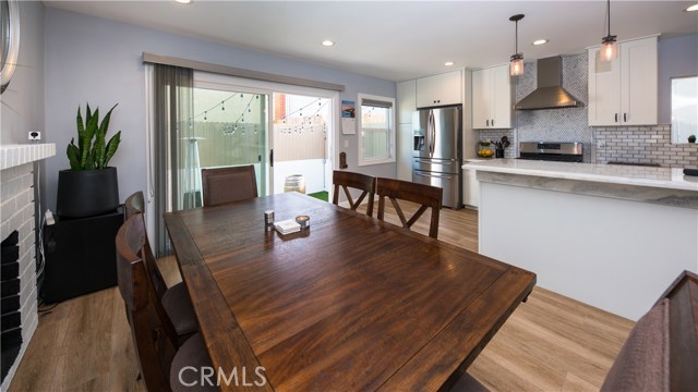 1604 Spreckels Lane, Redondo Beach, California 90278, 3 Bedrooms Bedrooms, ,2 BathroomsBathrooms,Residential,Sold,Spreckels,SB20125492