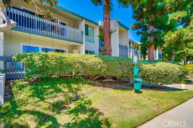 631 Prospect Avenue, Redondo Beach, California 90277, 2 Bedrooms Bedrooms, ,1 BathroomBathrooms,Residential,Sold,Prospect,SB19193841