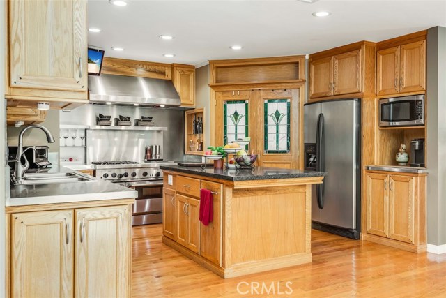 29679 Enrose Avenue, Rancho Palos Verdes, California 90275, 3 Bedrooms Bedrooms, ,2 BathroomsBathrooms,Residential,Sold,Enrose,PV19174567
