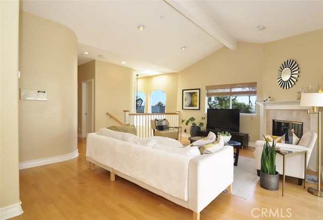 722 Irena Avenue, Redondo Beach, California 90277, 3 Bedrooms Bedrooms, ,2 BathroomsBathrooms,Residential,Sold,Irena,PV18154458