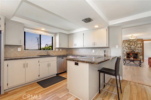 Kitchen with eat up counter