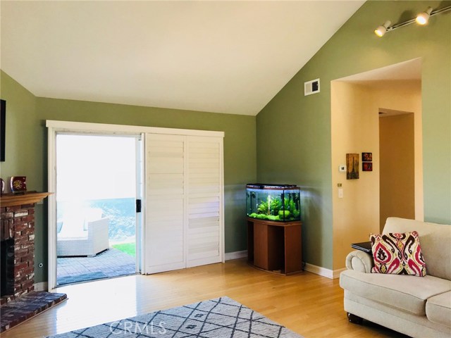 2617 Mathews Avenue, Redondo Beach, California 90278, 3 Bedrooms Bedrooms, ,2 BathroomsBathrooms,Residential,Sold,Mathews,SB18147799