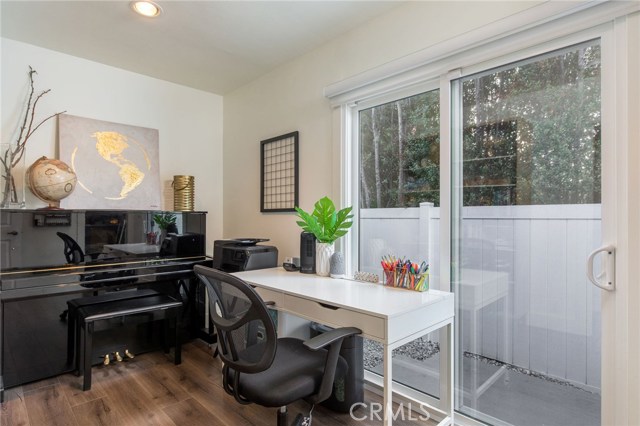 1012 Avenue C, Redondo Beach, California 90277, 4 Bedrooms Bedrooms, ,2 BathroomsBathrooms,Residential,Sold,Avenue C,SB19263287