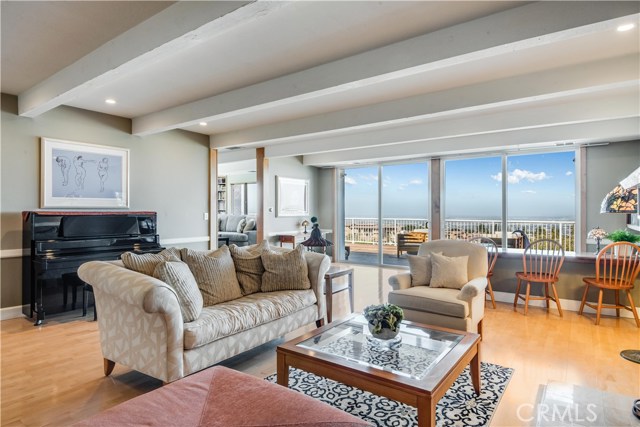 5581 Mistridge Drive, Rancho Palos Verdes, California 90275, 3 Bedrooms Bedrooms, ,2 BathroomsBathrooms,Residential,Sold,Mistridge,PV19235153 5581 Mistridge Drive, Rancho Palos Verdes, California 90275, 3 Bedrooms Bedrooms, ,2 BathroomsBathrooms,Residential,Sold,Mistridge,PV19235153