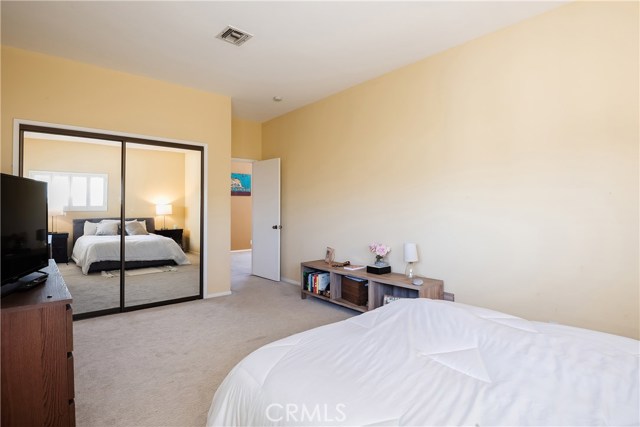 651 4th Street, Hermosa Beach, California 90254, 3 Bedrooms Bedrooms, ,2 BathroomsBathrooms,Residential,Sold,4th,SB20132853