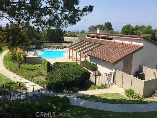 35 Seaview Drive, Rolling Hills Estates, California 90274, 3 Bedrooms Bedrooms, ,3 BathroomsBathrooms,Residential,Sold,Seaview,PV17162660