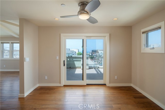 646 Hermosa Avenue, Hermosa Beach, California 90254, 3 Bedrooms Bedrooms, ,2 BathroomsBathrooms,Residential,Sold,Hermosa,SB18146265