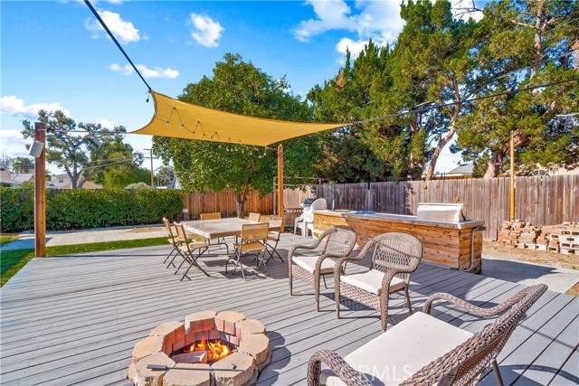 4 Bed Home for Sale in Lake Balboa, California