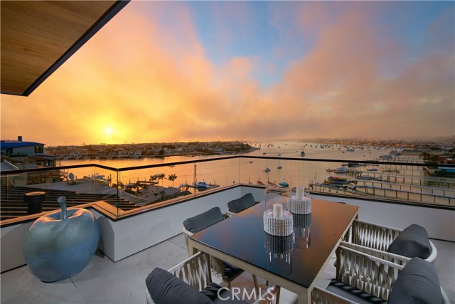 Photo of 239 Carnation Avenue, Corona del Mar, CA 92625